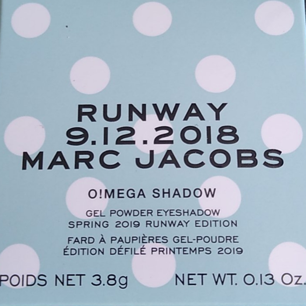 MARC JACOBS O!MEGA EYESHADOW IN SMOKE